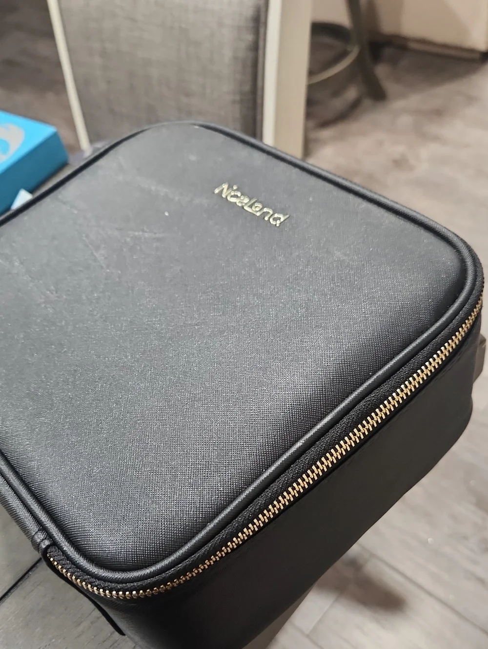 Travel Makeup Case with Lighted Mirror/  Organizers